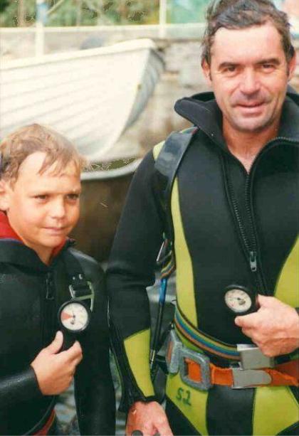 Früh übt sich: Felix Waschkewitz mit Vater Rainer. Foto: Madeira Diving Center