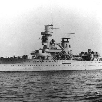 Die HNLMS De Ruyter war zusammen mit weiteren Schiffen der niederländischen Marine in der Javasee gesunken – nun ist sie spurlos verschwunden.