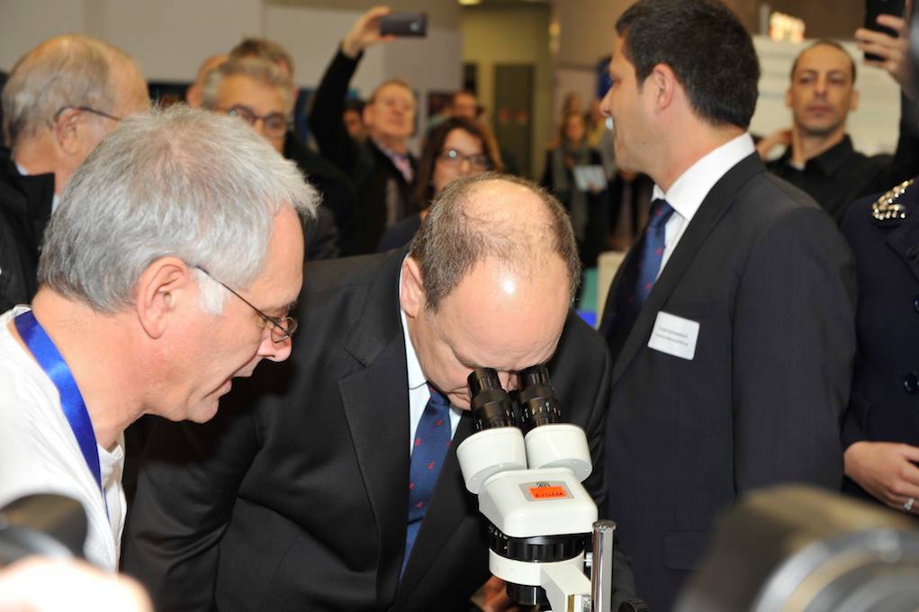 Der Fürst war als Privatmann auf der Messe und sich für viele Themen interessiert.