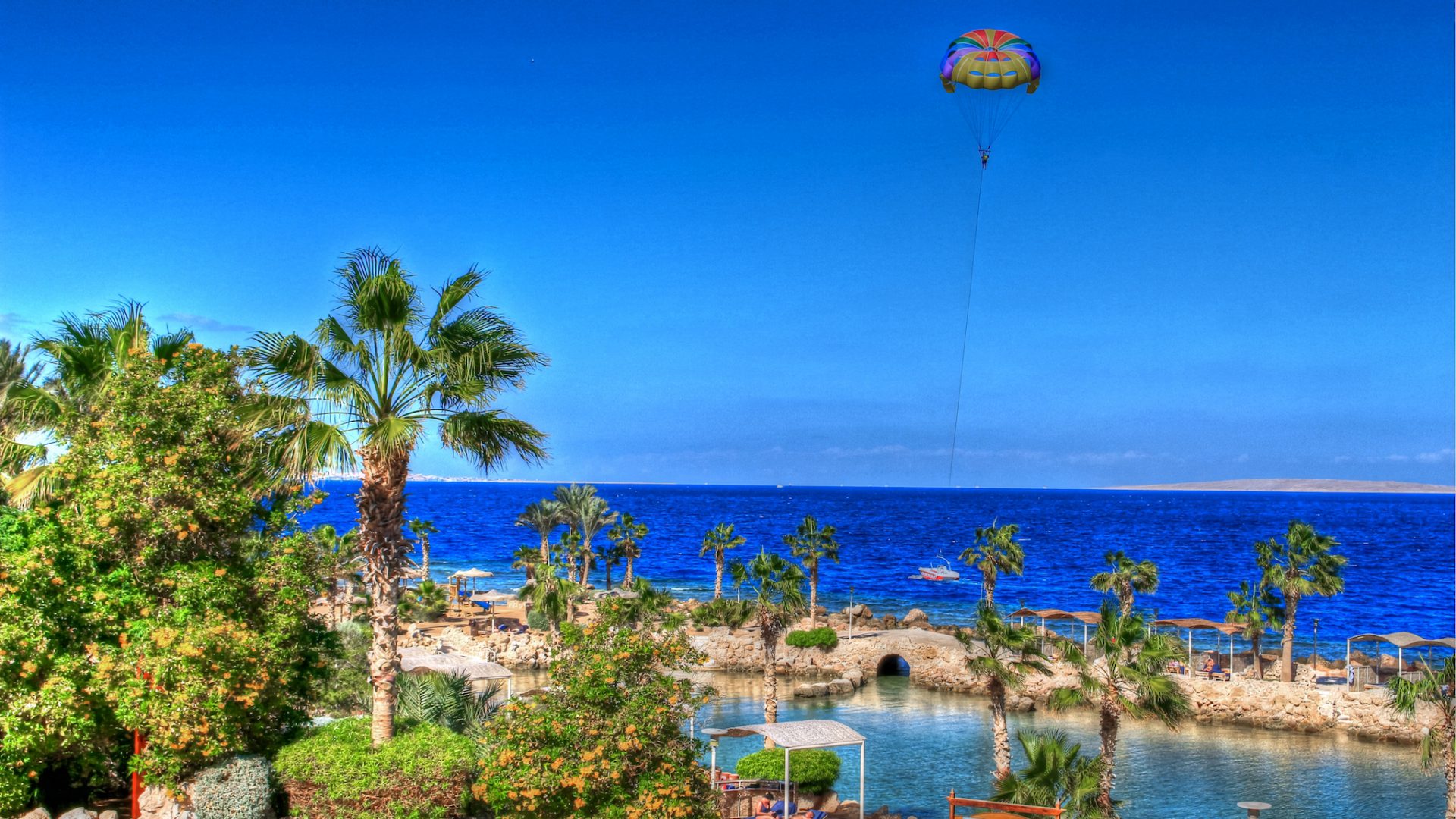 Die neunte Extra Divers Tauchbasis in Ägypten befindet sich im Citadel Azur Resort.