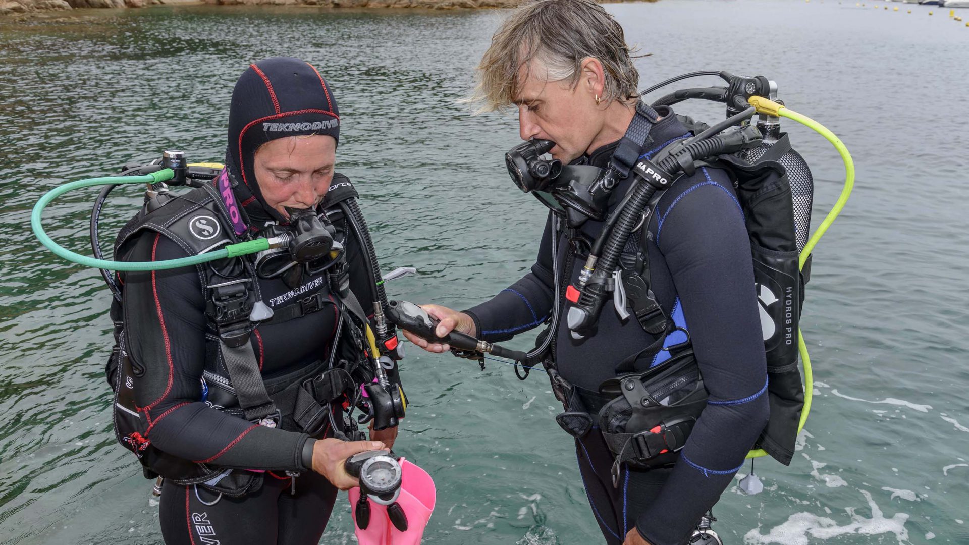 Die 10 wichtigsten Tipps fürs Tauchen mit dem Buddy TAUCHEN.de