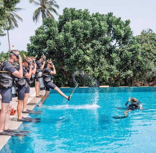 Tauchschein machen auf Koh Tao mit Bans Diving Tauchschein machen auf Koh Tao mit Bans Diving