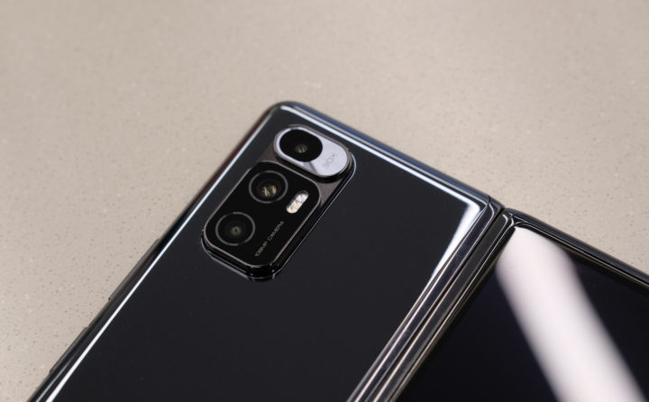 Xioami Smartphone Mi Mix mit Flüssiglinse (nur die Telelinse)