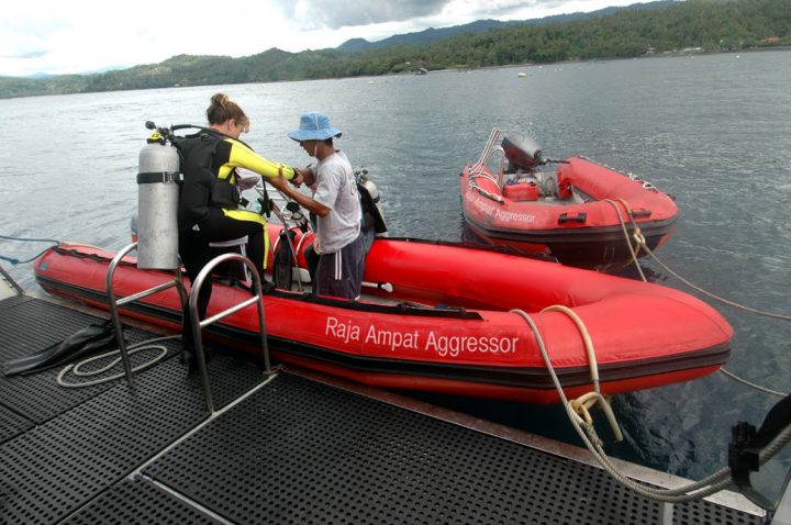 Getaucht wird von Zodiacs aus. Foto: Aggressor Fleet