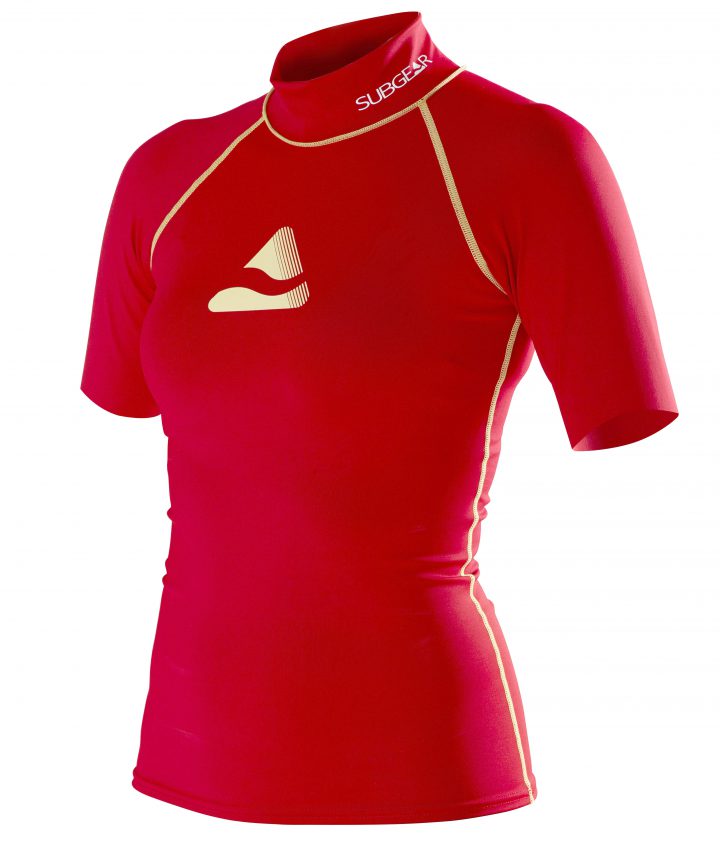 Subgear stellt seine neuesten "Rash Guard"-Shirts vor.