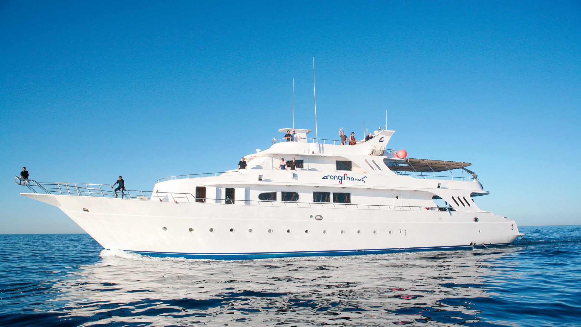 Die MY Longimanus kreuzt an den schönsten Spots im Roten Meer.