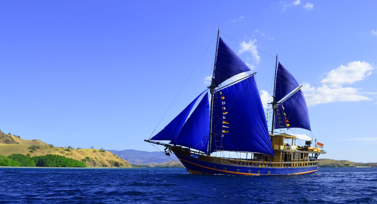 Die Moana: Ein wunderschöner Segler, der die schönsten Tauchspots in Indonesien ansteuert. Foto: Moana
