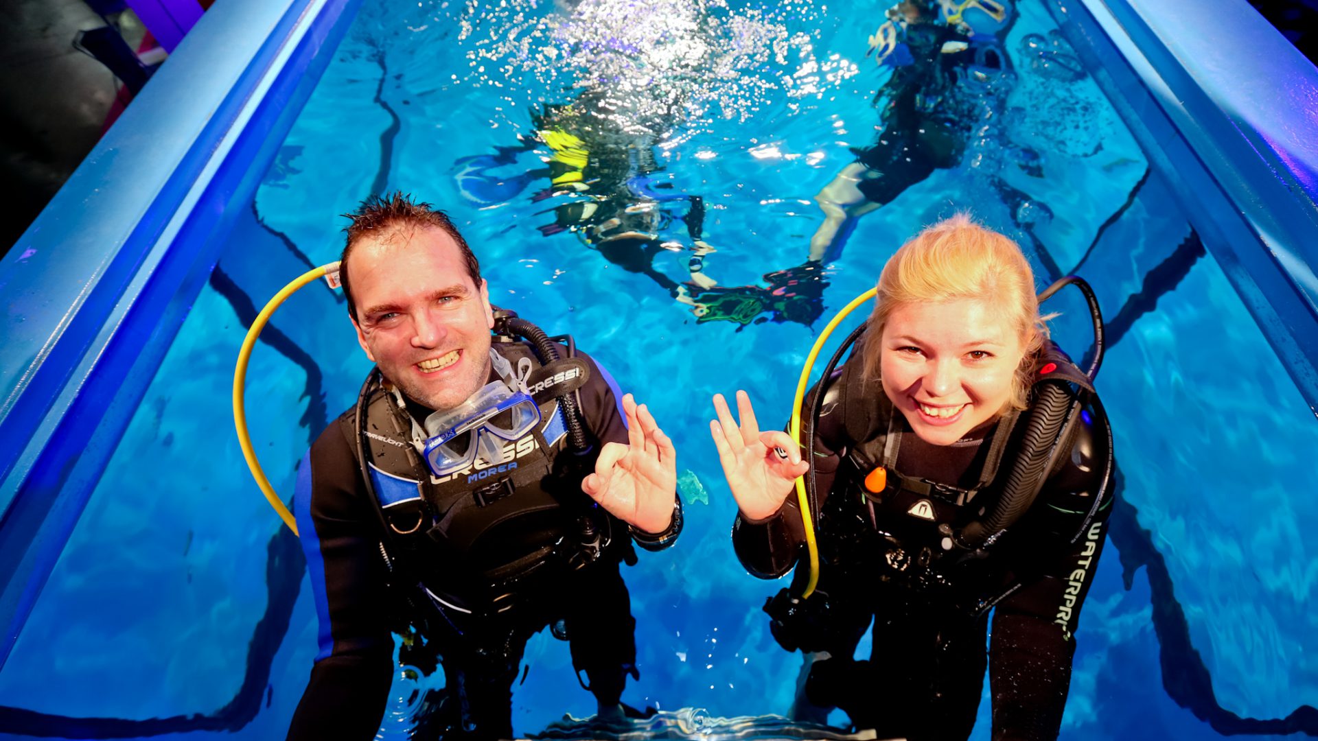 Die boot Düsseldorf ist als weltweit größte Boots- und Wassersportmesse alljährlich im Januar der „In-Treffpunkt“ der gesamten Branche. Rund 1.800 Aussteller, davon 860 aus dem Ausland, aus mehr als 60 Ländern werden hier vom 23. bis 31. Januar 2016 auf 220.000 Quadratmetern wieder ihre interessanten Neuheiten, attraktiven Weiterentwicklungen und maritime Ausrüstungen präsentieren.