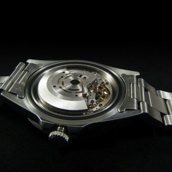 Die Frage bei der Auswahl der Taucheruhr: Automatik oder Quarz?