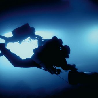 Cave diving: Wer in Höhlen taucht, kann eine fremde Welt entdecken!