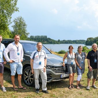 6 Leser vor VW