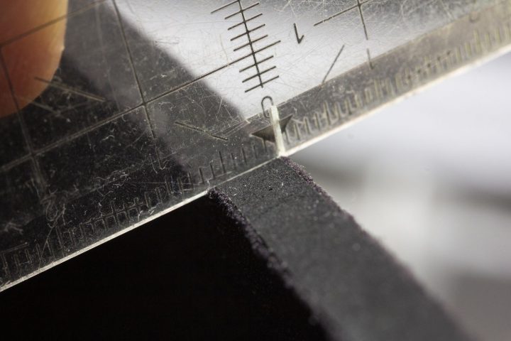 Die Haube ist im Lieferumfang enthalten. Sie ist sieben Millimeter dick.