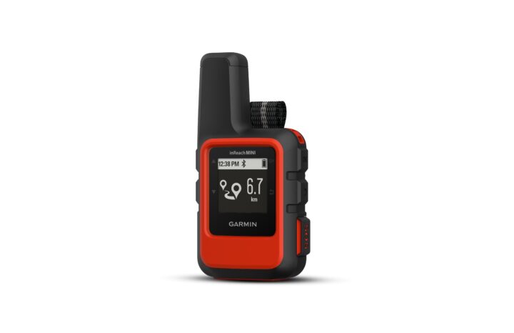 © Garmin – Das inReach mini 2 ist sehr kompakt. Es ist nicht mal zehn Zentimeter hoch und fünf Zentimeter breit. Ohne das Unterwassergehäuse wiegt es lediglich 100 Gramm.