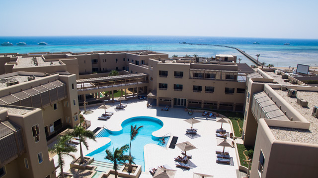Breakers Diving & Surfing Lodge