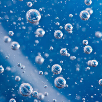 Stickstoff Blasen in Flüssigkeit (Symbolbild)